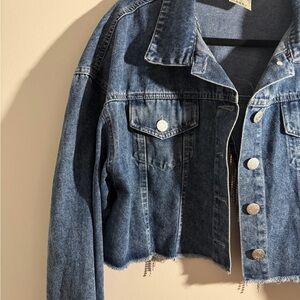Cropped Denim Jacket w/ Rhinestone Fringe Back Detail – Festival Western Glam